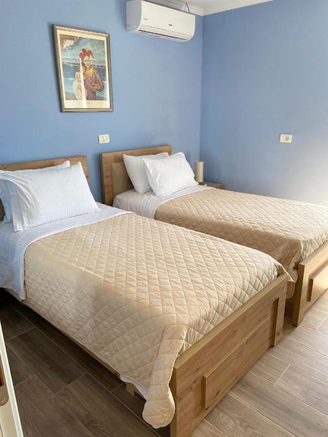 Persephone Hotel Himare Ngoại thất bức ảnh