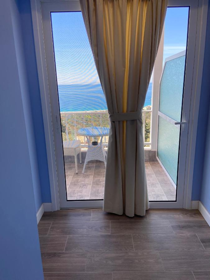 Persephone Hotel Himare Ngoại thất bức ảnh