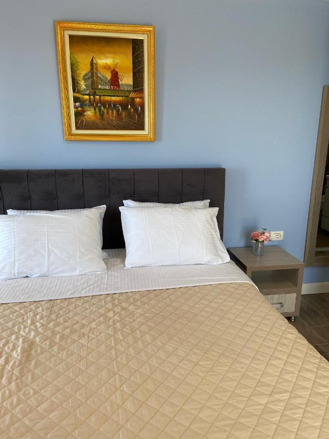 Persephone Hotel Himare Ngoại thất bức ảnh