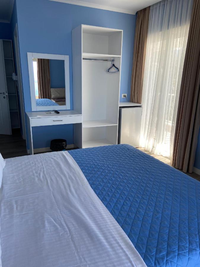 Persephone Hotel Himare Ngoại thất bức ảnh