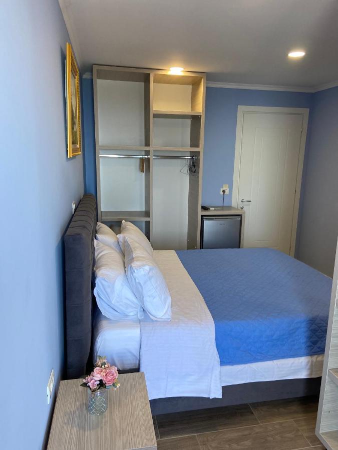 Persephone Hotel Himare Ngoại thất bức ảnh