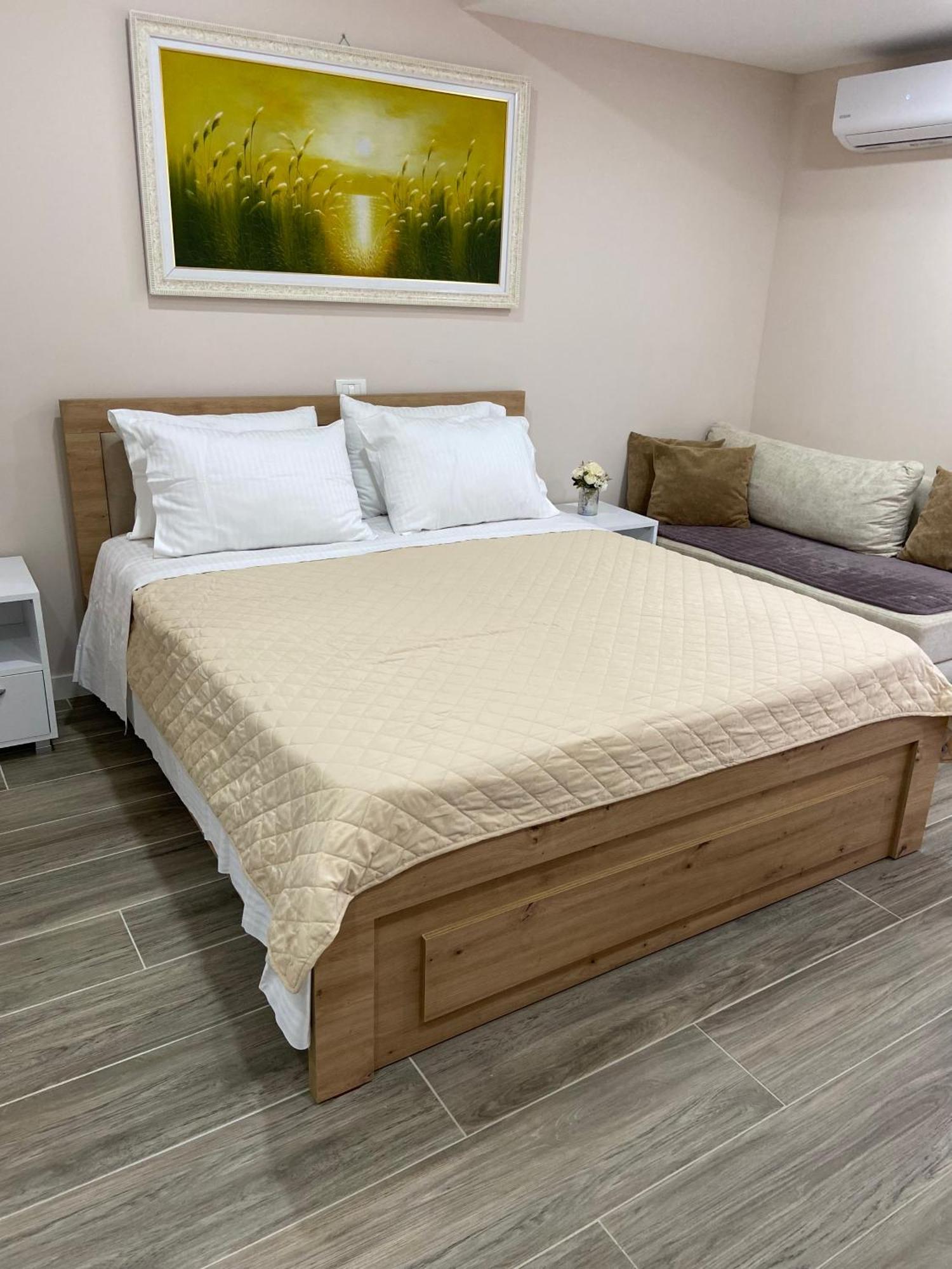 Persephone Hotel Himare Ngoại thất bức ảnh