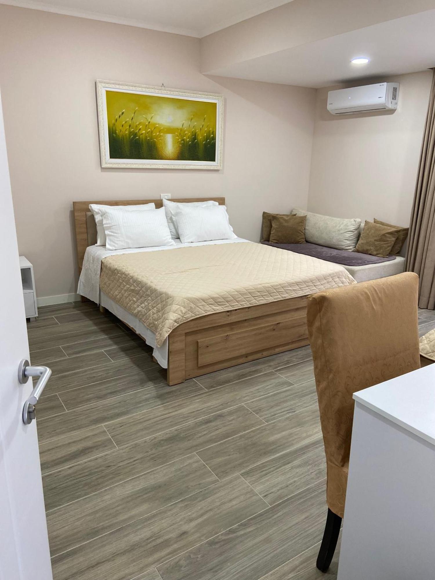 Persephone Hotel Himare Ngoại thất bức ảnh